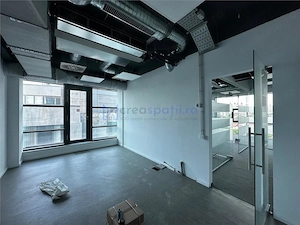 Spatii birouri semicentru, Podul de Piatra, Noc, de la 40mp la 1000mp - imagine 16