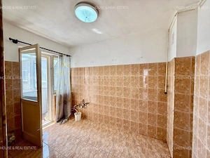 Apartament 3 camere , zona Piata Centrala  - imagine 11