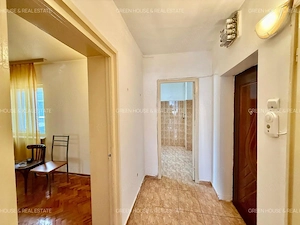 Apartament 3 camere , zona Piata Centrala  - imagine 8