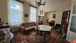 Apartament ultracentral cu curte privata - imagine 2