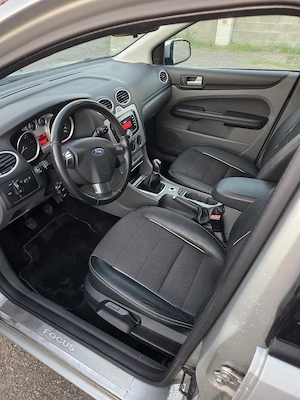 ford focus 1.6 tdci euro 5 alcantara  - imagine 5