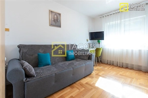 Apartament 3 camere decomandate, central,str. 9 Mai Bacau - imagine 8