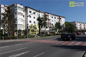 Apartament 3 camere decomandate, central,str. 9 Mai Bacau - imagine 4