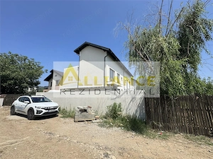 Vila tip DUPLEX  5 camere- 4 bai curte 250 MP