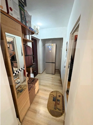 Apartament 2 camere decomandate, 46 mp +balcon 4 mp, et 1/4, Vest - imagine 5