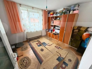 Apartament 2 camere decomandate, 46 mp +balcon 4 mp, et 1/4, Vest - imagine 2