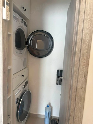 Apartament de 2 camere zona TRACTORUL,Str Nicolae Labis, - imagine 4