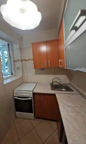 Proprietar - Vând garsonieră cf., etaj 4 10, bloc reabilitat termic, zona Postăvarului   Titan - imagine 6