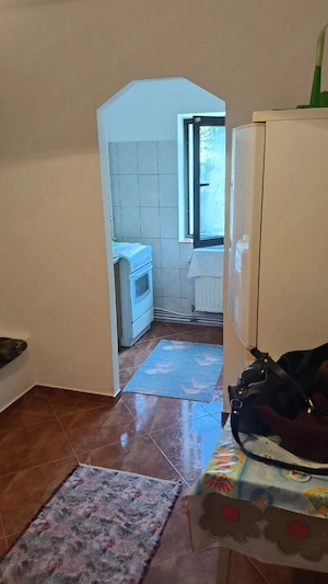 Apartament 2 camere semidecomandat  - imagine 2