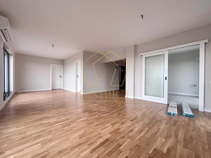 Penthouse deosebit cu 3 camere si terasa de 119mp | Torontalului