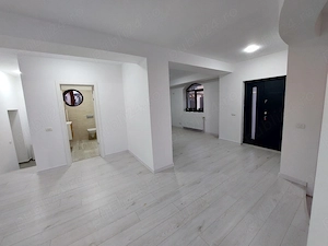 PRET NOU: 399000 euro!!! Prel Ghencea Vila multiunctionala unicat - Locuire si   sau business - imagine 8