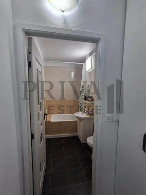 Apartament renovat 2 camere, 60 mp, Dâmbovița - imagine 13