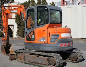 2013 doosan dx60r
