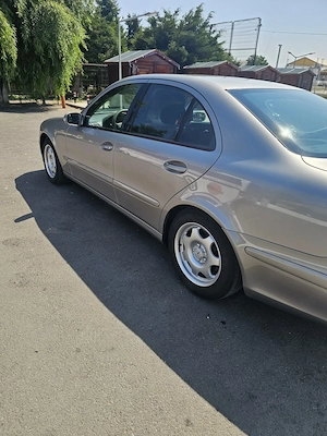 170.000 km | Mercedes-Benz w211 e200 kompressor - imagine 5