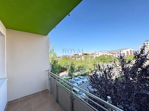 De inchiriat apartament cu 2 camere in Tractorul - imagine 12