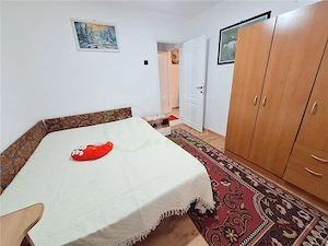 Apartament 2 semidecomandate, parter, mobilat, zona Narcisa - imagine 10