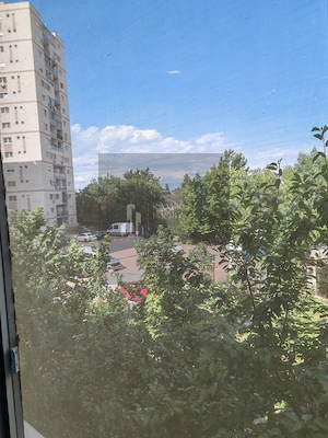 Apartament cu 3 camere, Auchan Titan/ 1 Dec 1918, DE RENOVAT - imagine 4
