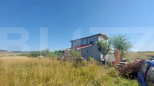 Casa cu 450 mp teren, de weekend sau rezidential, Dobolii De Jos - imagine 2