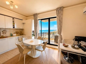 Apartament 2 camere | Vedere panoramica spre mare |  Prima linie la plaja - imagine 6