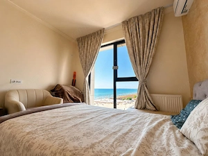 Apartament 2 camere | Vedere panoramica spre mare |  Prima linie la plaja - imagine 3