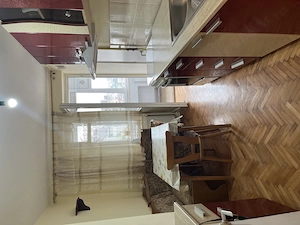 Apartament 4 camere -P-ța 1Dec 1918  - imagine 2