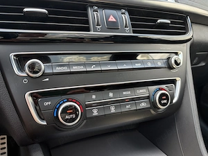 Kia Optima GT Line   1.7 D 141 CP - imagine 14