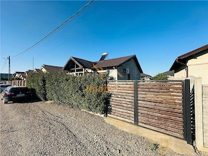 CASA CU 4 CAMERE | ZONA OSORHEI | 10 KM DE ORADEA - imagine 19