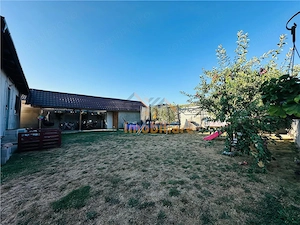 CASA CU 4 CAMERE | ZONA OSORHEI | 10 KM DE ORADEA - imagine 13