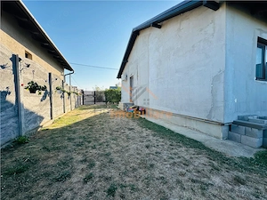 CASA CU 4 CAMERE | ZONA OSORHEI | 10 KM DE ORADEA - imagine 14