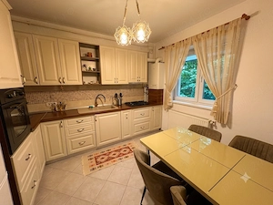 Apartament cu 3 camere, două băi și curte de 288 mp, Drumul Fermei - imagine 3