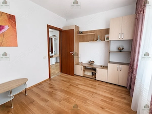 Apartament cu 2 camere decomandat și curte de 159 mp, Drumul Fermei - imagine 2