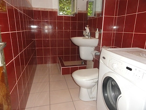 Apartament 4 camere decomandat, 2 bai, 2 balcoane, etaj 3 Micalaca - Miorita, 93 mp, centrala pe gaz - imagine 5