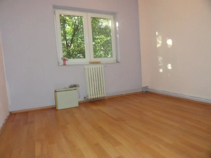 Apartament 4 camere decomandat, 2 bai, 2 balcoane, etaj 3 Micalaca - Miorita, 93 mp, centrala pe gaz - imagine 8