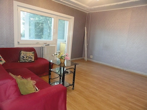 Apartament 4 camere decomandat, 2 bai, 2 balcoane, etaj 3 Micalaca - Miorita, 93 mp, centrala pe gaz