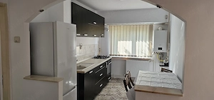 Închiriez apartament 2 camere