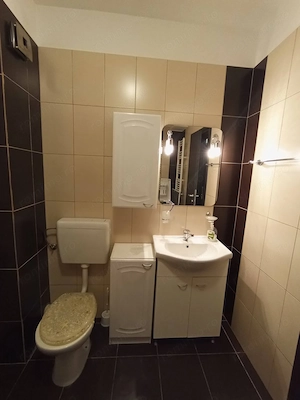 Apartament 2 camere 74 mp preț foarte bun etaj 1 - imagine 15