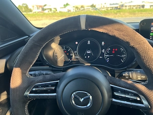 Mazda 3 Hathback 2020 1.8D Automata Business Executive  - imagine 6