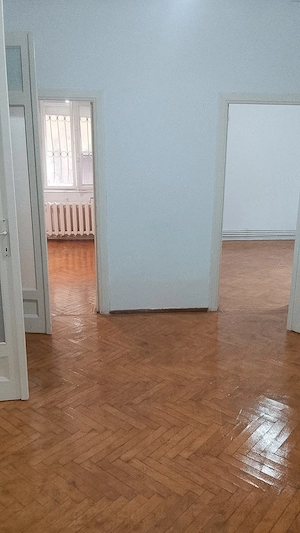 Inchiriere apartament 3 camere UNIVERSITATE - imagine 3