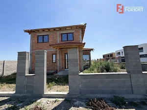 Casa 4 camere | 145 mp utili | 541 mp teren | Sacalaz - imagine 4