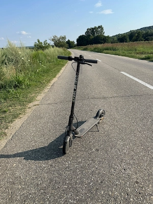 Trotinetă electrică 