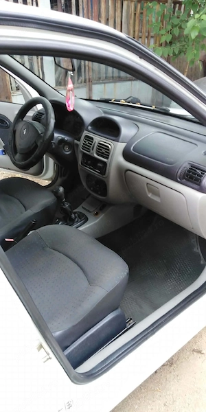Vând Mașina Renault Clio  - imagine 4