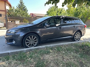 Toyota Avensis Break 2.2 diesel - imagine 3