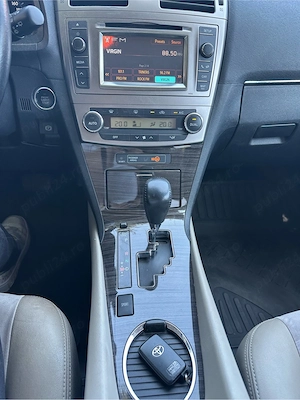 Toyota Avensis Break 2.2 diesel - imagine 5