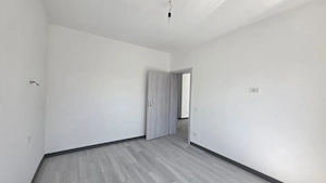 Duplex nou in Dumbravita | 3 camere | 2 bai | teren generos - imagine 10