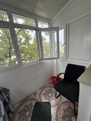 Apartament cu 2 camere, 45 mp, balcon închis, poziție excelentă, Craiovița Nouă - imagine 7