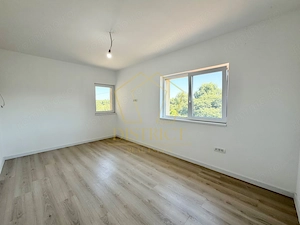 Duplex cu 5 camere si 2 bai, 470 mp teren si 115 mp utili in Ghiroda. - imagine 13