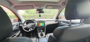 Vând autoturism tip SUV, MG ZS 1.0T GDI 111 CP, Turbo injecție directă, cutie manuală cu 6 trepte  - imagine 5