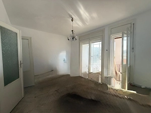 Apartament spațios 3 camere, zona centrala Take Ionescu / Str. Bucuresti - imagine 3