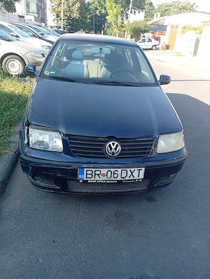 Volkswagen polo 2001 1.4 benzină  - imagine 2