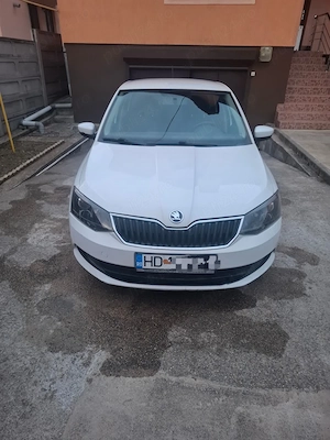 Skoda Fabia an 2016 1.4 diesel - imagine 5